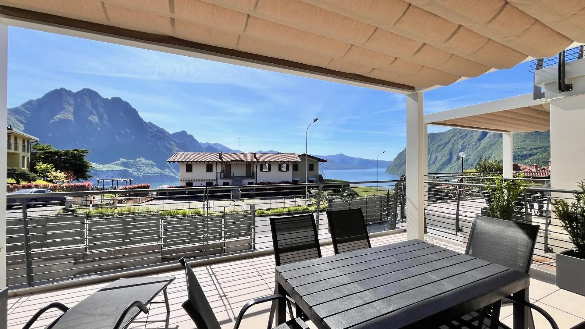 Appartamento Costa Blu - Pool & Terrace Lake View Riva di Solto